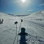 Timber With Mountain Views In Synnfjellet Ferienhaus Skartlia