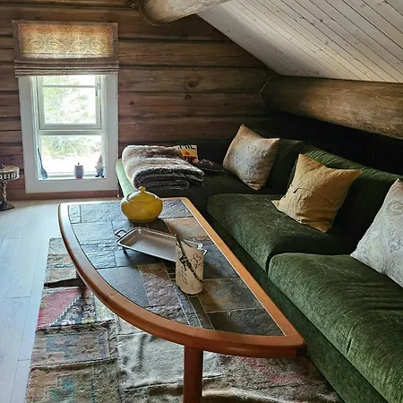 Timber With Mountain Views In Synnfjellet * Skartlia